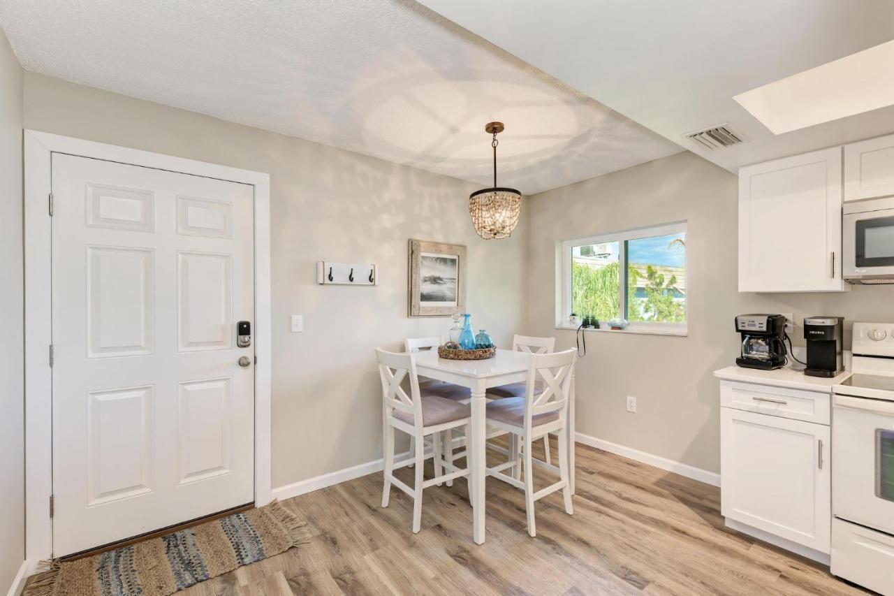 Anna Maria Island Beach Palms 8B Брейдентон Бийч Екстериор снимка