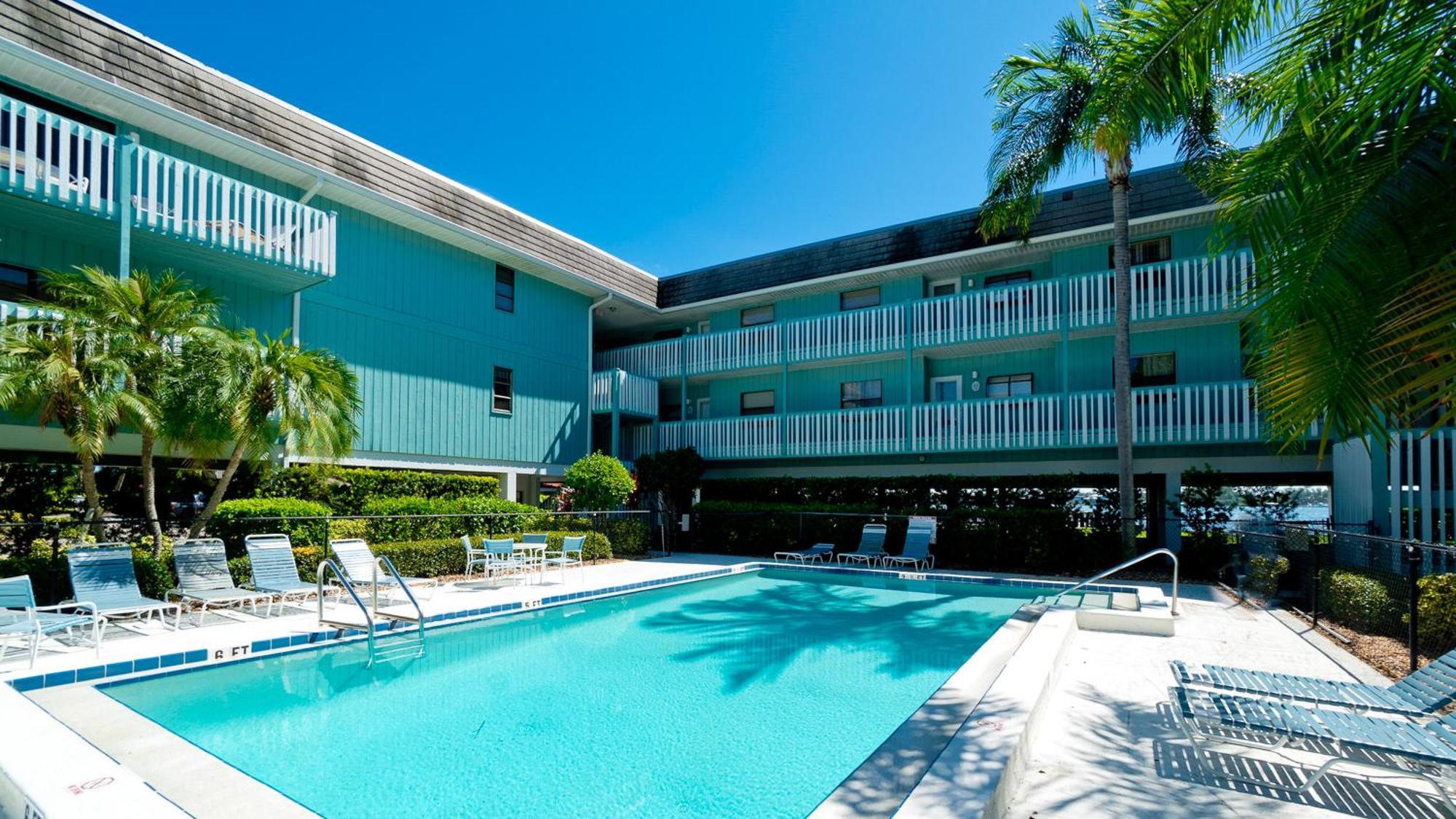 Anna Maria Island Beach Palms 8B Брейдентон Бийч Екстериор снимка