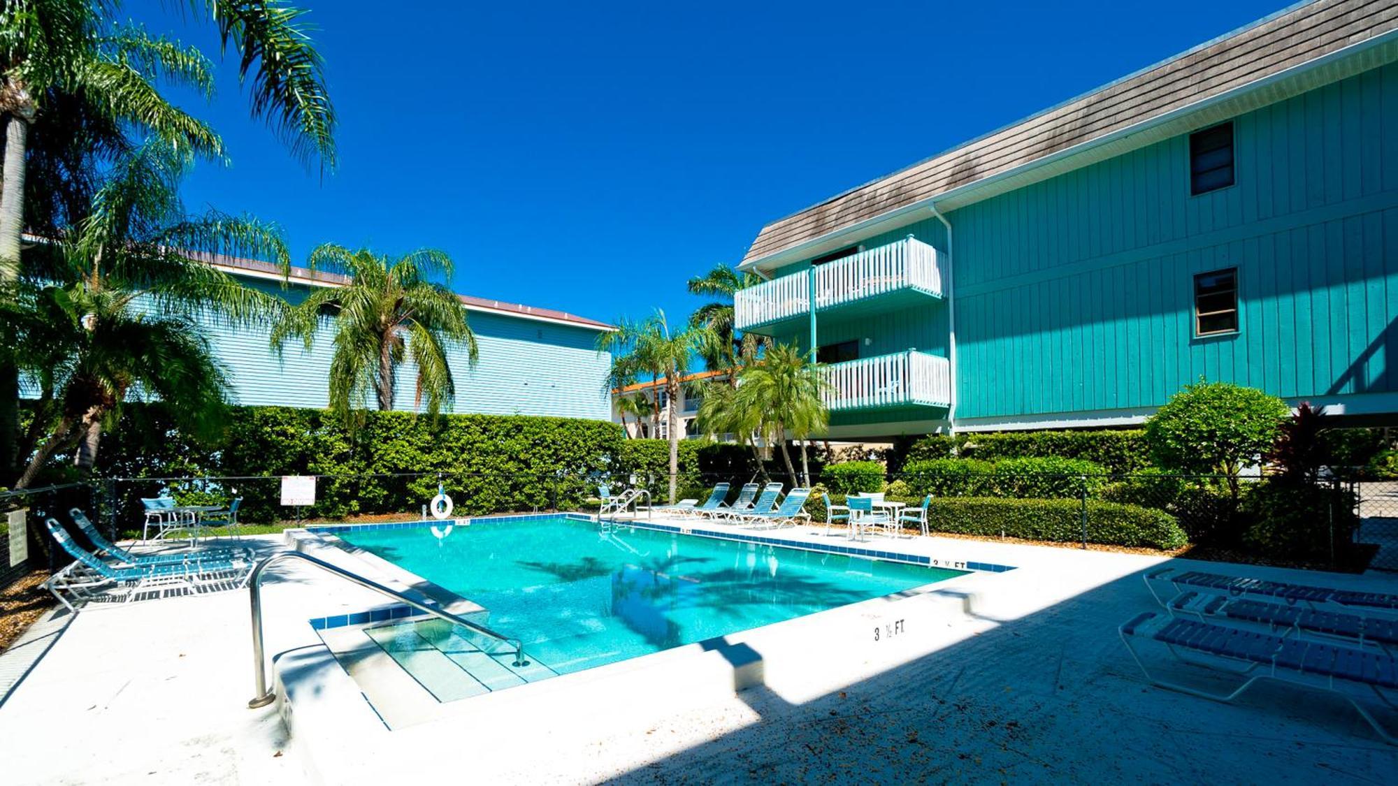 Anna Maria Island Beach Palms 8B Брейдентон Бийч Екстериор снимка